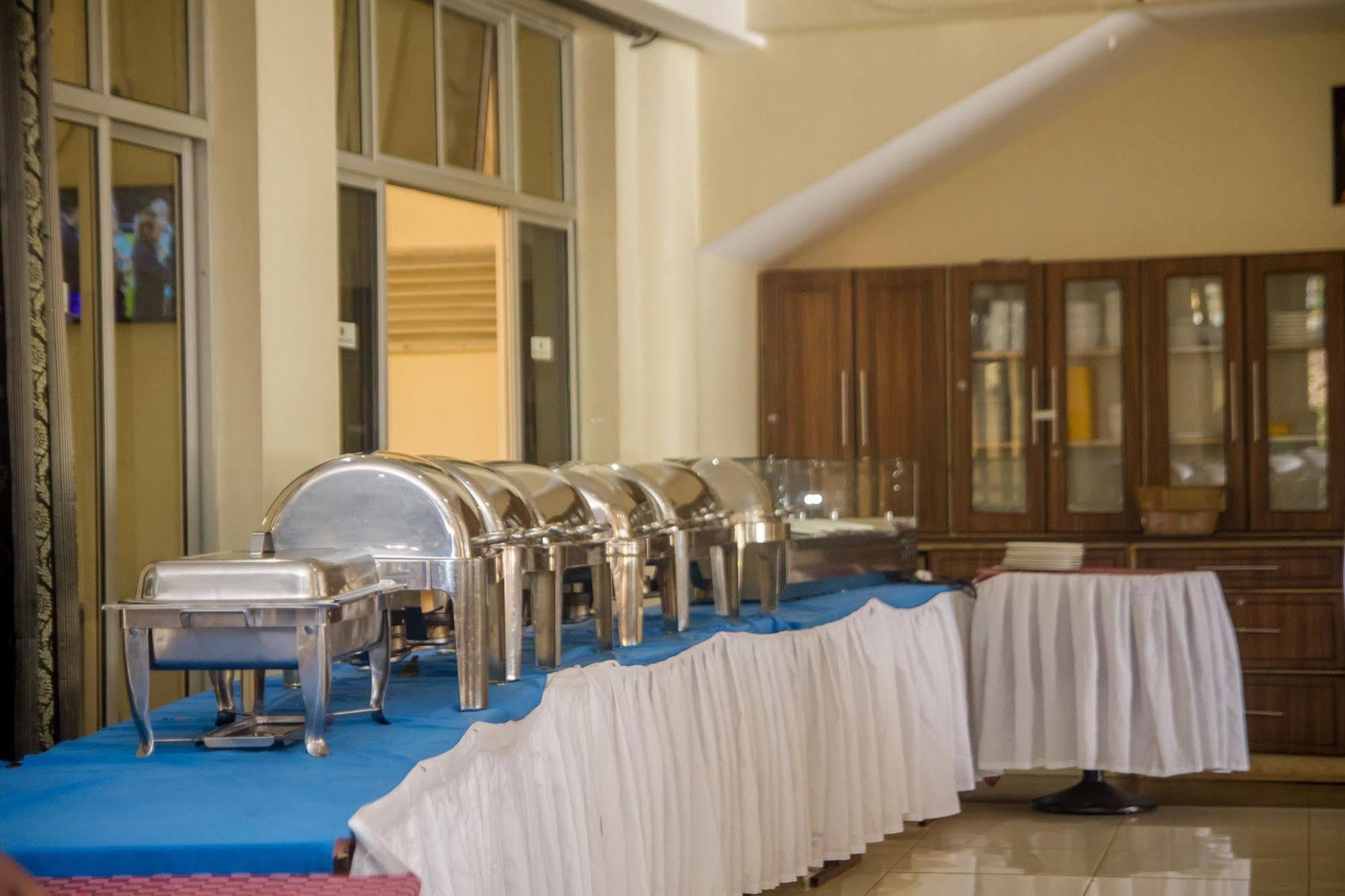 Grand Global Hotel Kampala Exterior photo