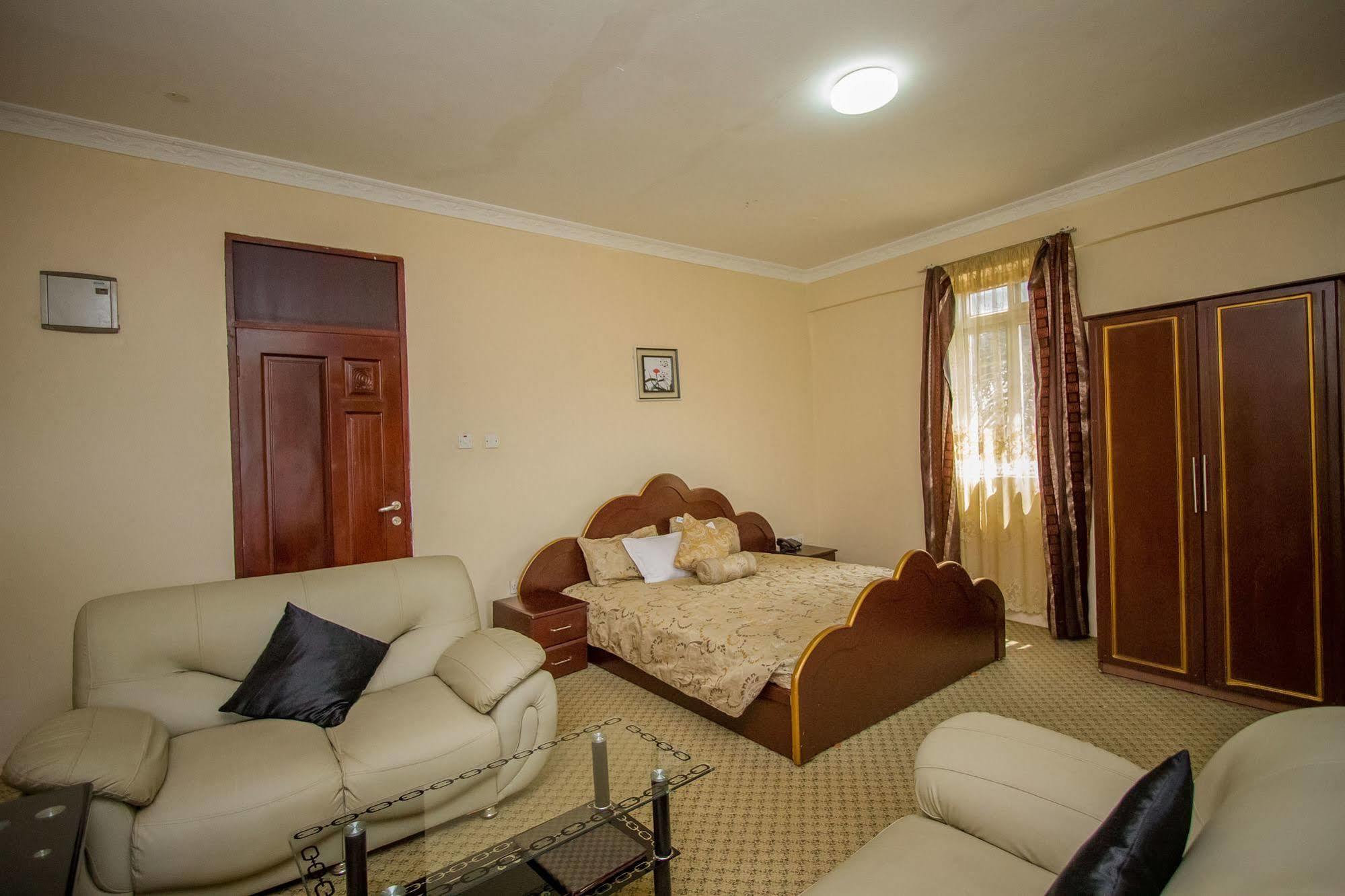 Grand Global Hotel Kampala Exterior photo