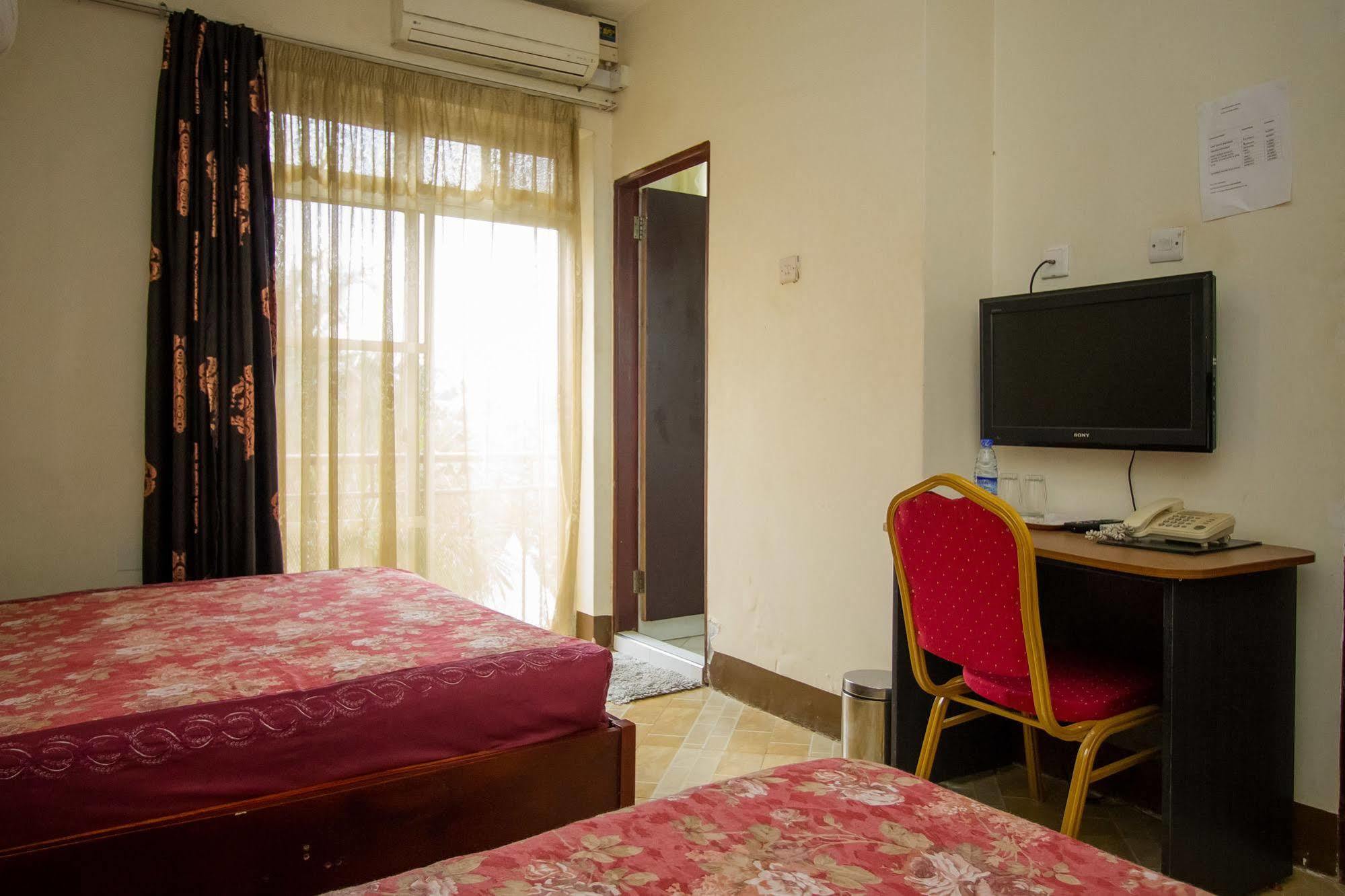 Grand Global Hotel Kampala Exterior photo